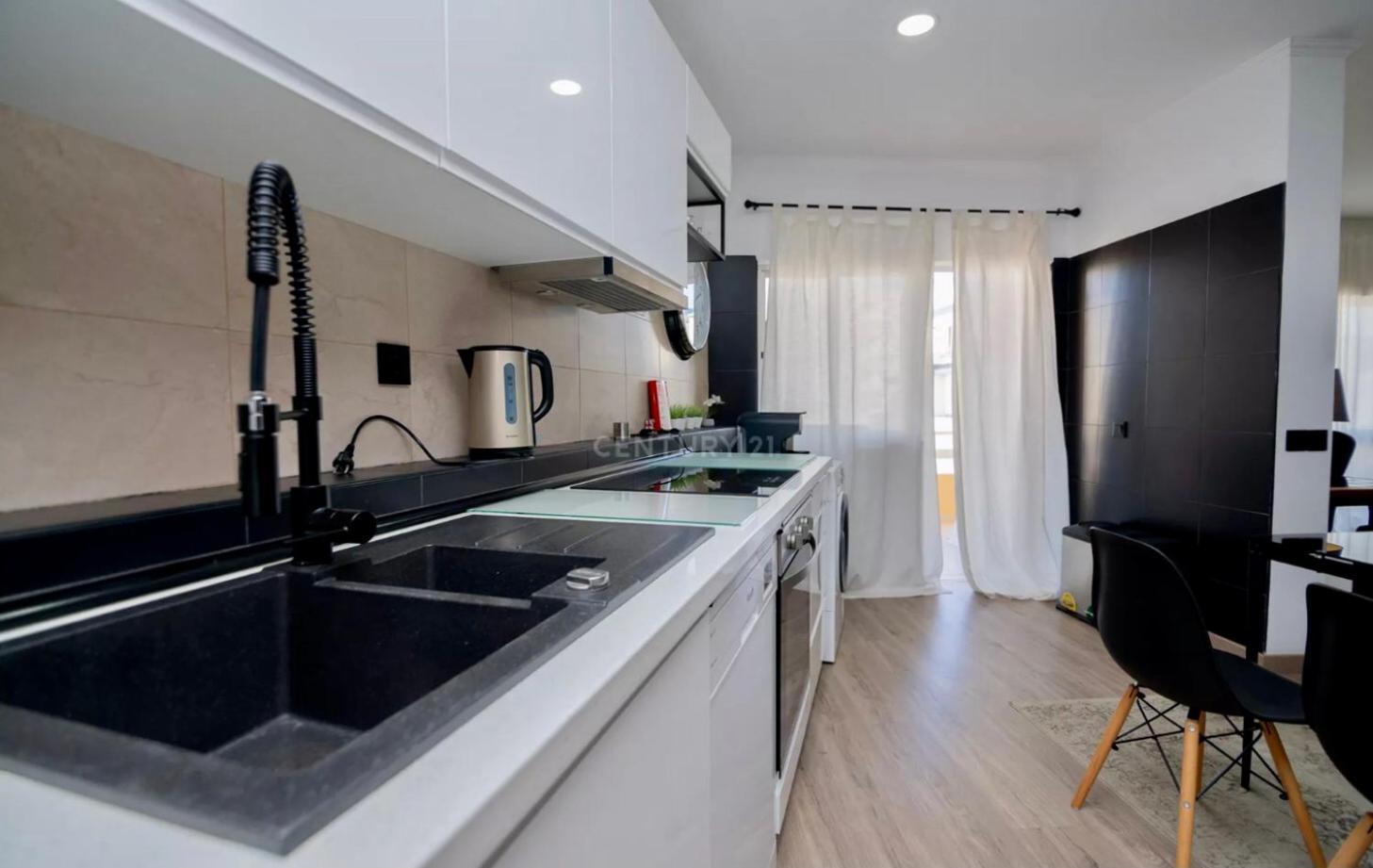 New Casa Praia Da Rocha ปอร์ติเมา ภายนอก รูปภาพ